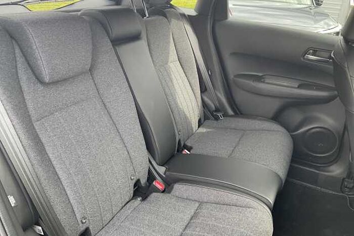 Honda Jazz Hybrid 1.5 i-MMD (122ps) Advance eCVT 