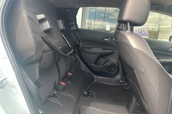 Honda Jazz Hybrid 1.5 i-MMD Hybrid Crosstar Advance 5dr eCVT 